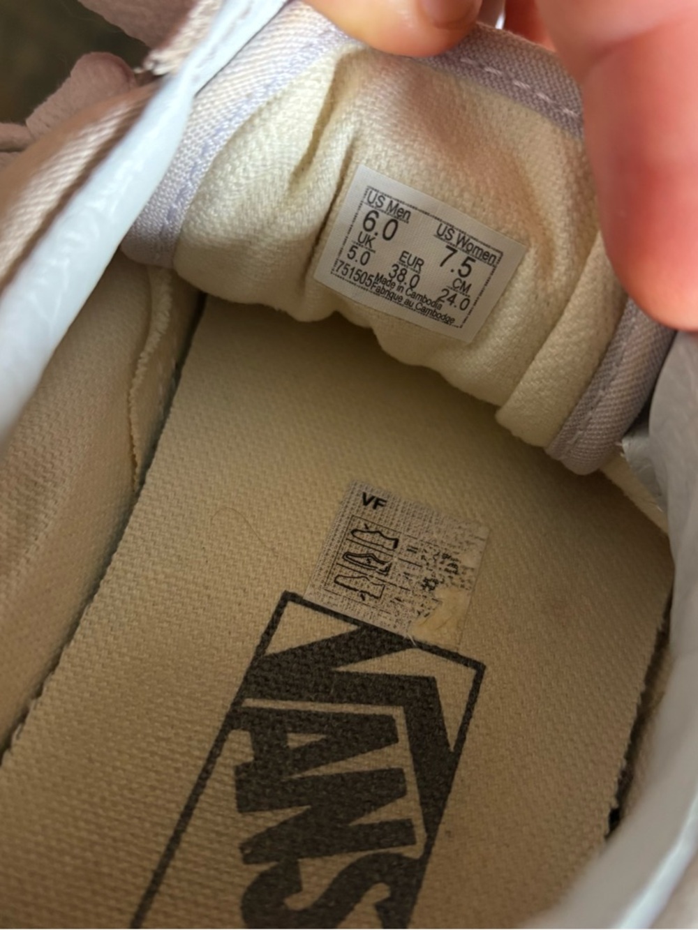 Gray vans - Picture 4 of 6